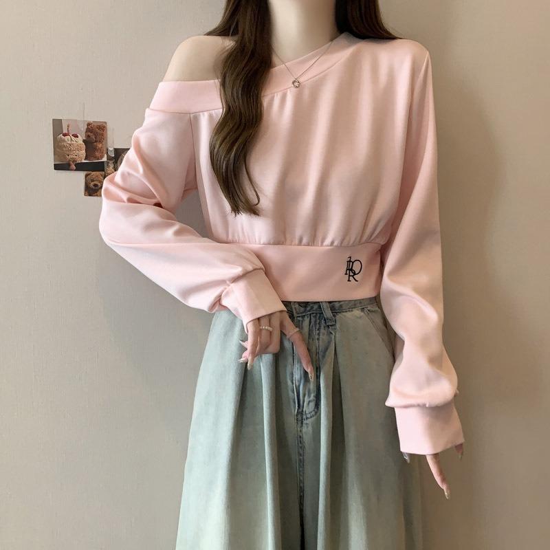 Real shot irregular diagonal neck off-the-shoulder sweater women's thin loose short embroidered sweet and spicy long sleeves