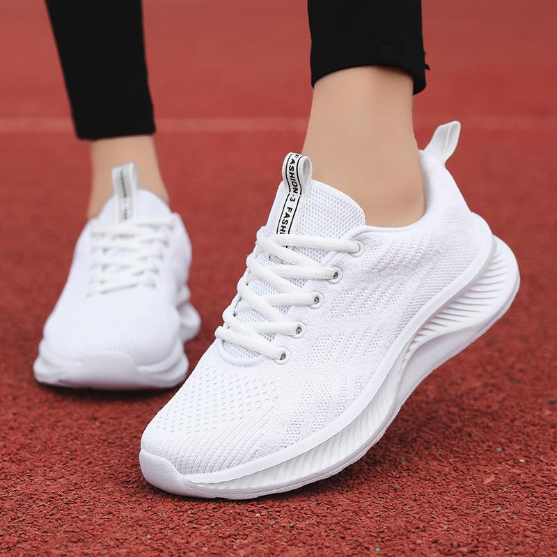 Sneakers Women's Spring and Autumn Mesh Breathable Ultra Light Student Running Shoes Casual Lightweight Soft Sole Running Shoes 2025 New