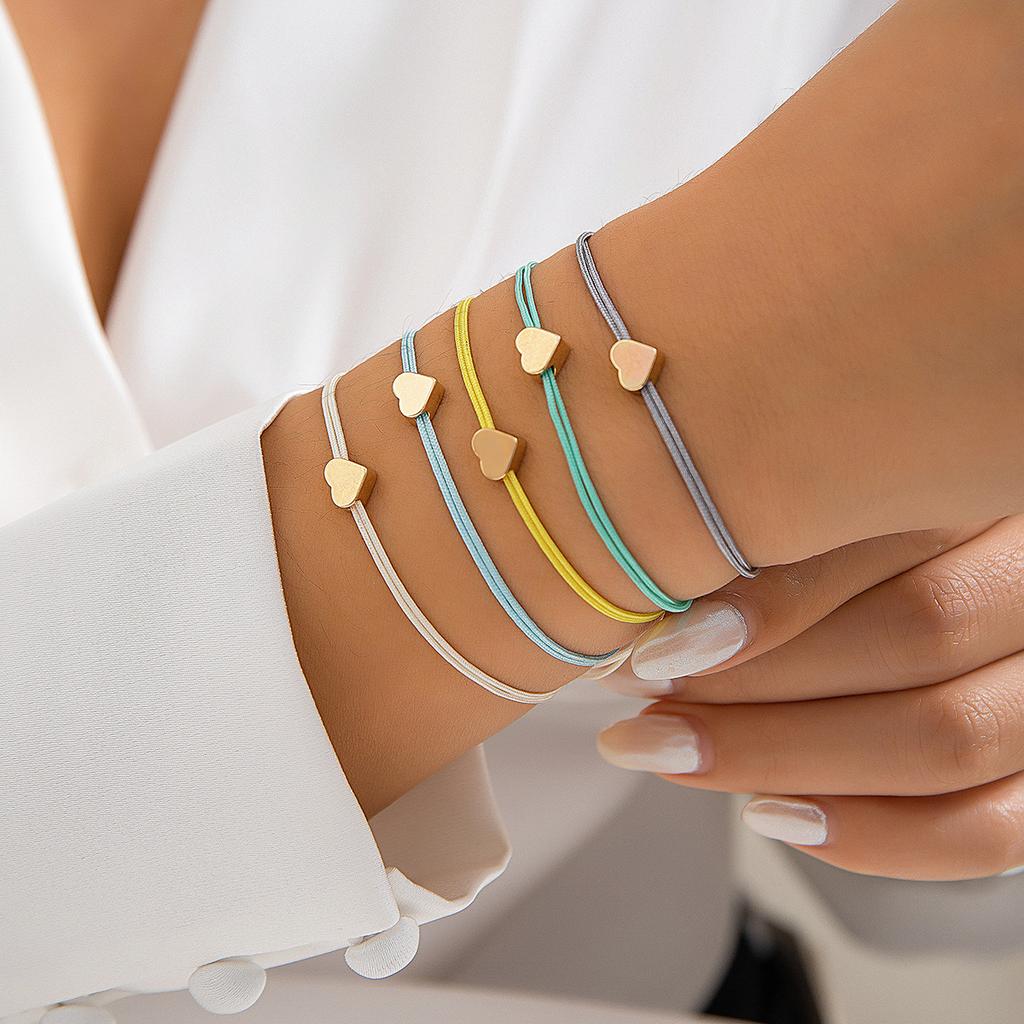 Simple pull small love multi-piece hand rope, colorful versatile sweet heart bracelet