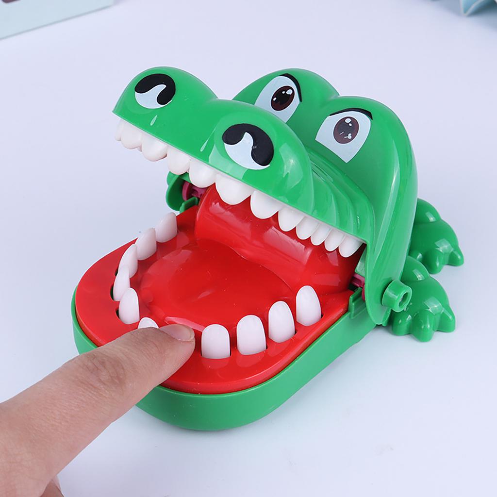 Desktop grap voor kinderen, vingerbijtende krokodil, tandentrekken, bijten, decompressie-artefact, bordspelpuzzel