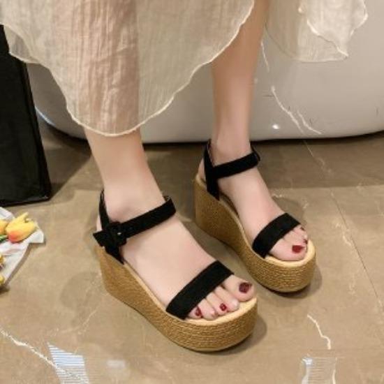 Sandals for Women s Large Size Summer New Style Sponge Cake Heel Thick-soled Sandals Waterproof Platform Suede Women s Sandals 42