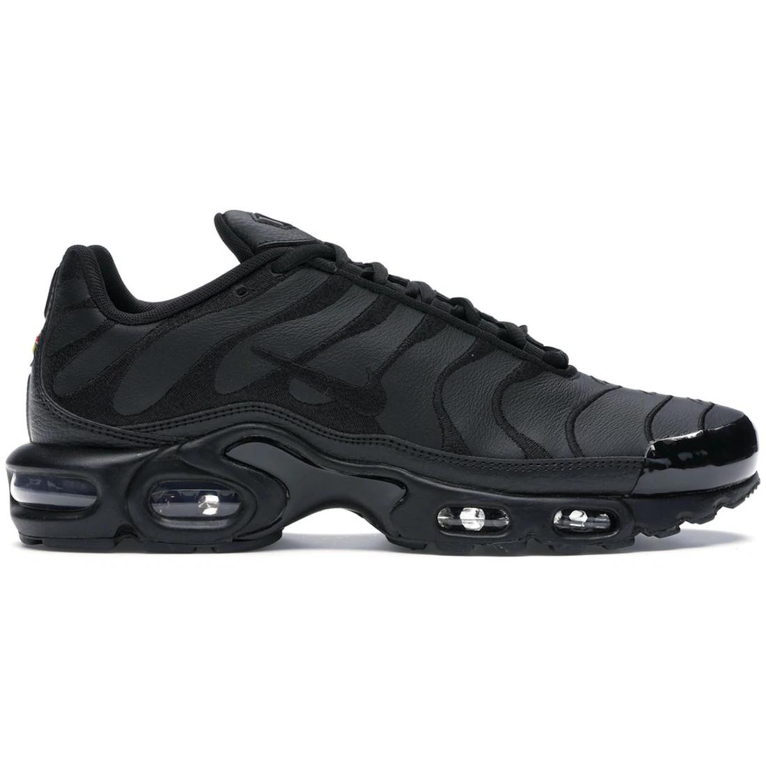 

Sneaker Nike Air Max Plus Triple Black Leather(AJ2029-001) 41