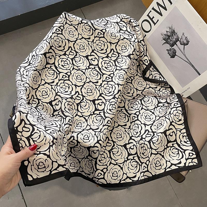 New 100% Natural Silk Square Scarf Women Neck Hairband Foulard Bandana Scarves Female Neckerchief Neck Wrist Headkerchief Shawl