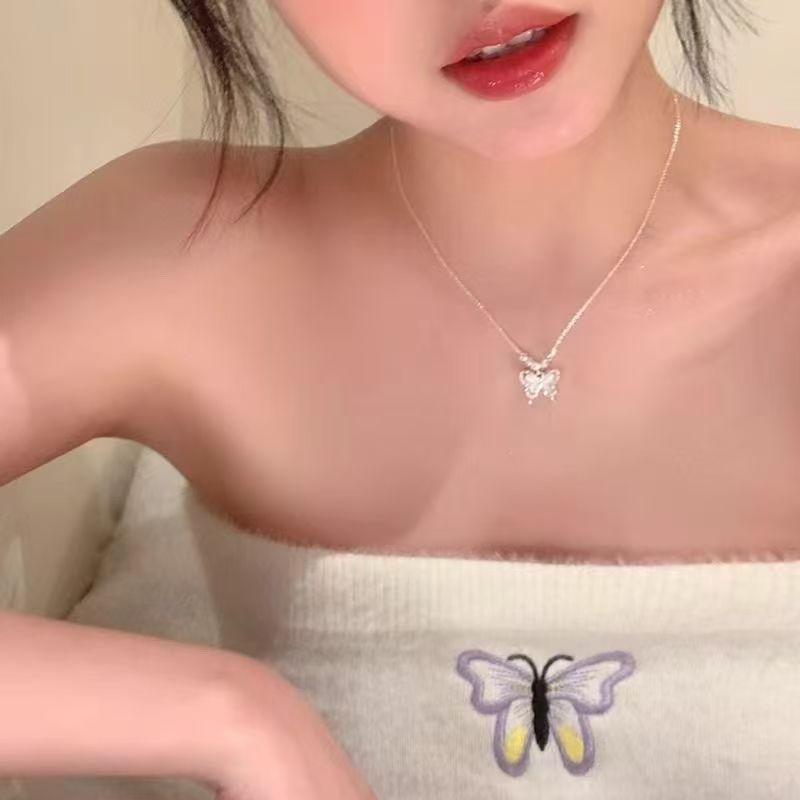 Crystal Butterfly Charms Woman Necklace Girls Alloy Rhinestone Chain Necklace Chokers Gifts For Friends