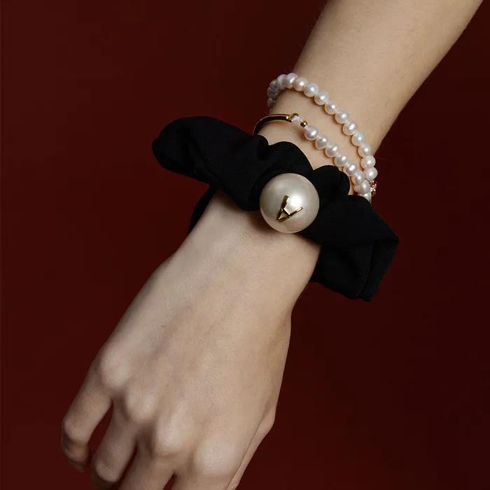 Pearl Scrunchie N Bracelet