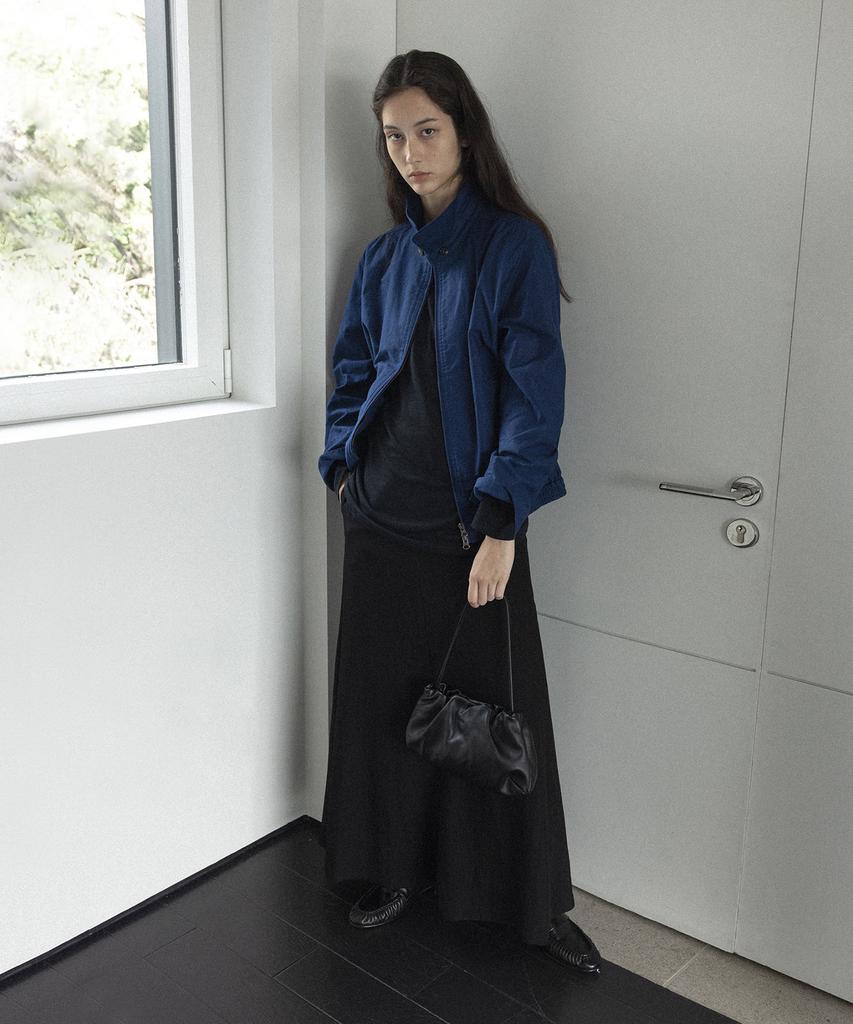 Beullaengkeulumumeon Bella Skirt_Black