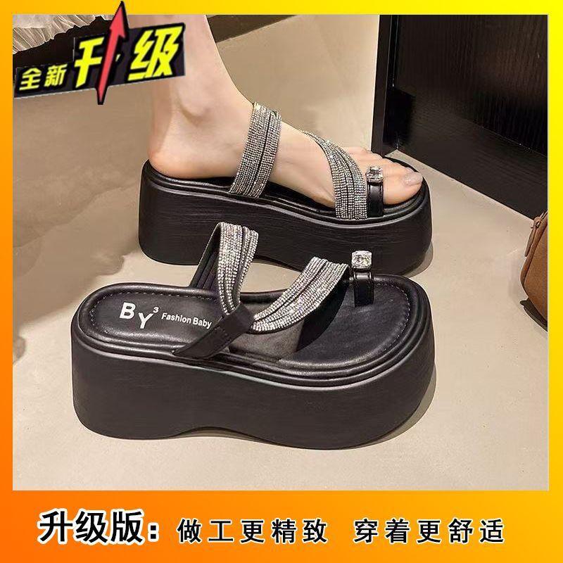 Platform beach shoes cover toe muffin heel women's rhinestone cool slippers 2025 summer new fairy style sandals outside