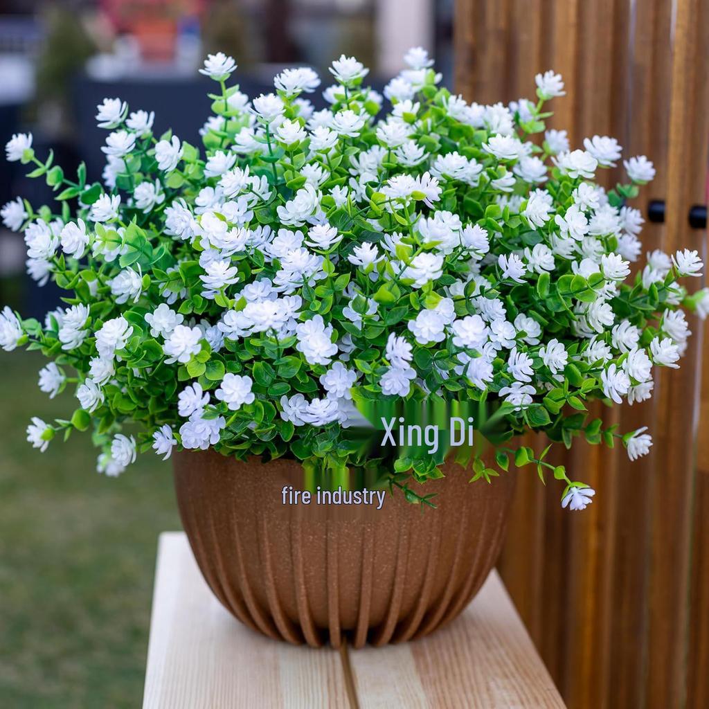Artificial Camellia Flowers and Eucalyptus Leaves for Outdoor and Garden Decoration