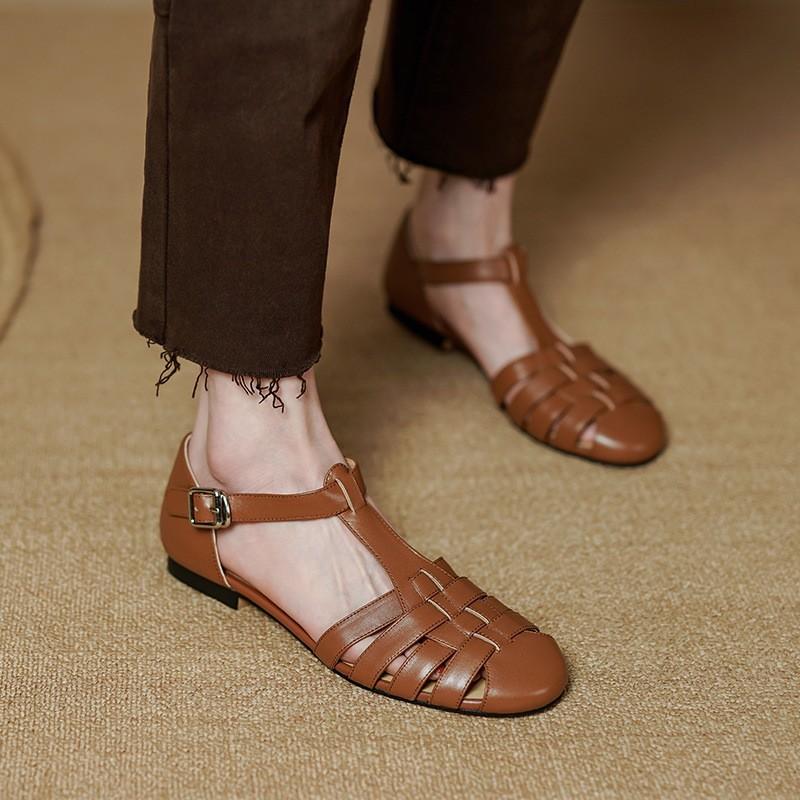 

Cowhide woven sandals women s 2025 summer leather with T-word Roman shoes large size shoes French women s shoes French retro 38 коричневый