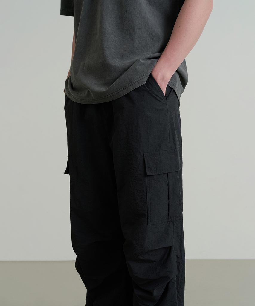 CREEDMENS Volume Parachute Cargo Pants (Black)