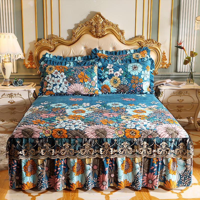 Luxe Bedsprei van Gedrukte Flanel, Doorgestikt, King Queen Size, Zacht Fijn Velours, Bedrok, Romantische Bedovertrek, Kussensloop niet inbegrepen Only 2pcs Pillowcase