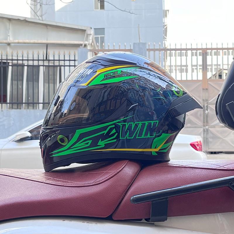 Full Face Motorcycle Helmet With Rear Wing Spoiler ABS Material Bluetooth Compatible Men All Season Riding