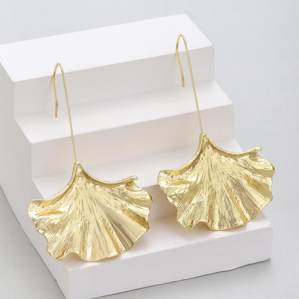 Vintage Ginkgo Leaf Long Earrings For Women Exaggerated Textured Metal Fashion Trend Jewelry