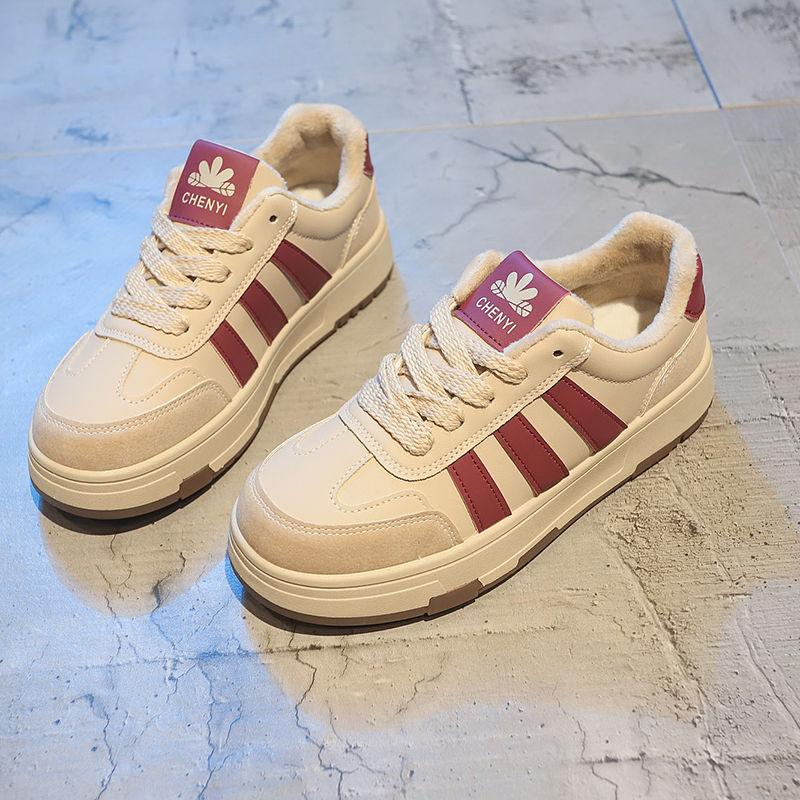 

Осень и зима бархатные немецкие тренировочные туфли кеды женские 2025 новые зимние на платформе нишевые студенческие повседневные туфли 40 красный