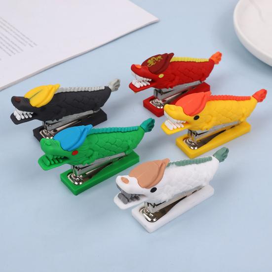 Mini Masaüstü Zımba Zımba Sökücülü Kompakt Taşınabilir Zımba Ev Ofis Okul İçin Şık Masaüstü Aksesuarı