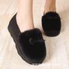 Mao Mao shoes women wear in winter, velvet new thick-soled one-pedal mother, old Beijing elderly, cloth shoes, Doudou cotton shoes