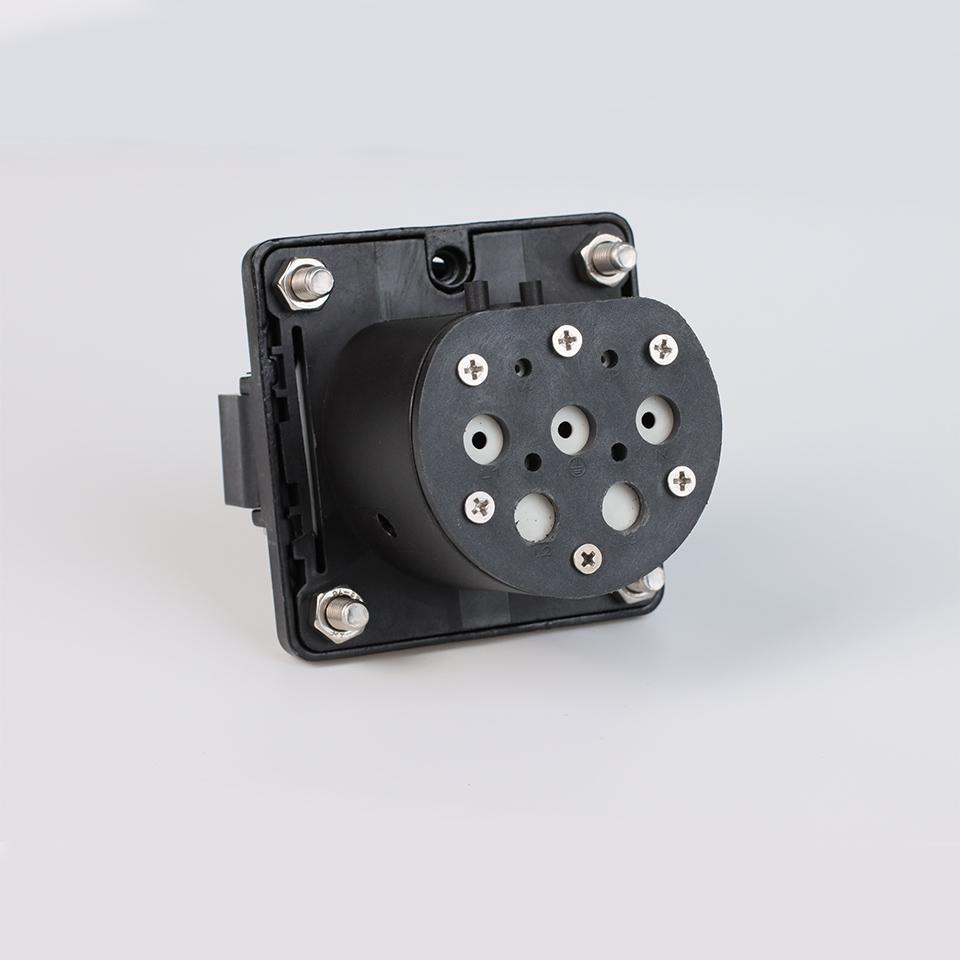 3.5KW 7KW GBT EV Connector 16A 32A 1P EV Charger Socket Inlet EV Charging Socket Without Cable For Chinese Standard Electric Car