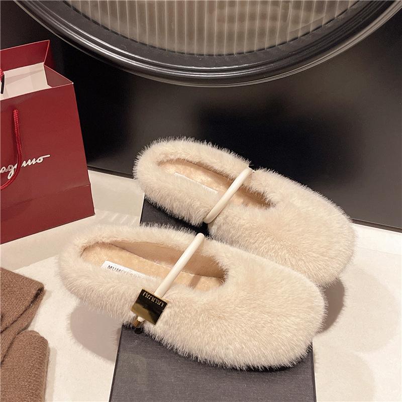 Retro Simple Fluffy Shoes for Women 2025 Winter Wear Flat-bottomed One-pedal Beanie Shoes for Women, Velvet Versatile Cotton Slippers for Women