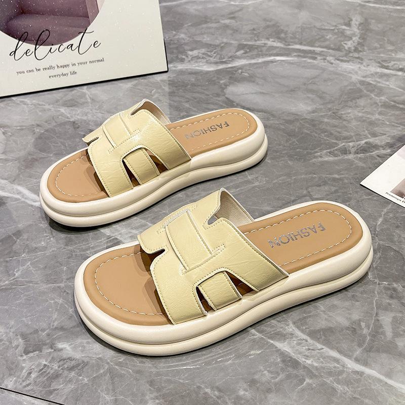 

Thick-bottomed woven one-word cool slippers New summer seaside beach fashion casual open-toed cool slippers 41 жовтий