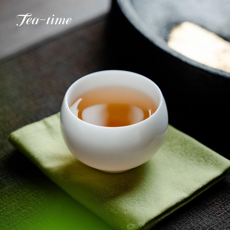 White Ice Fat Jade Porcelain Tea Cup Ceramic Teacup Aesthetic Bowl Puera Cups Gongfu Tea Supplies Teacups Unusual Beautiful Pair
