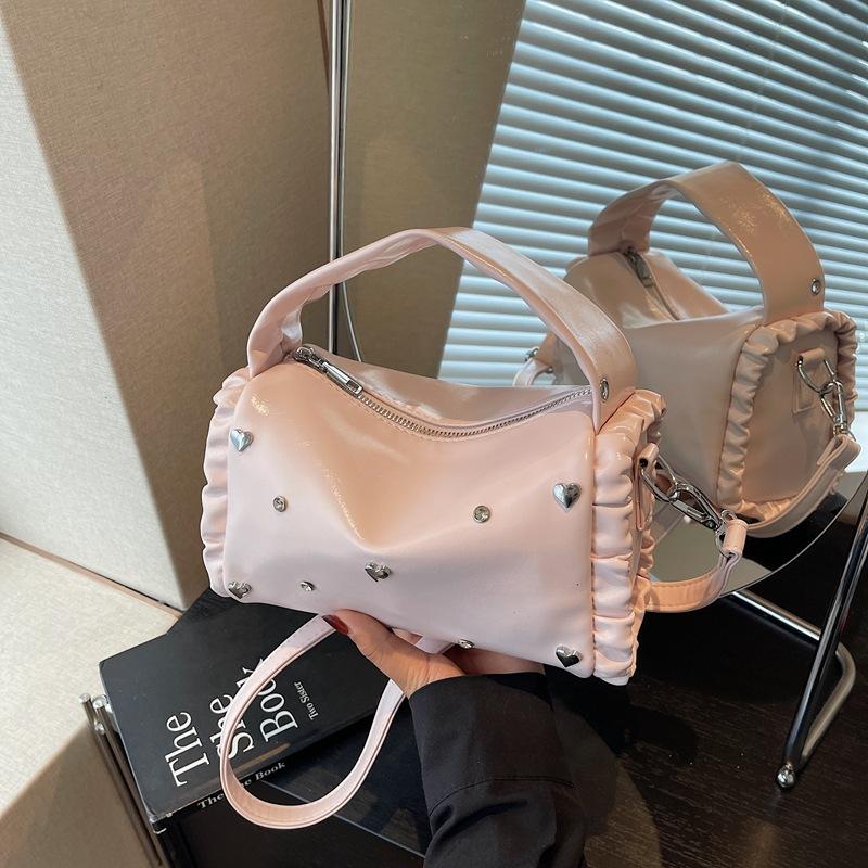 

New retro casual street large-capacity commuter butterfly hardware trend lightweight travel tote bag розовый