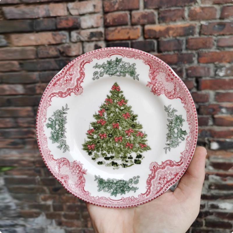 Nordic Style Ceramic Plates, Creatively Hand-painted Circular Shallow Plates, Dessert Plates, Christmas Decorative Tableware