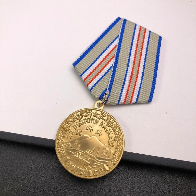 Soviet Badge, Soviet Emblem, Badge, Red Star, Hero, National Honor Emblem Medal, Jewelry, Hat Emblem, Red Flag Brooch