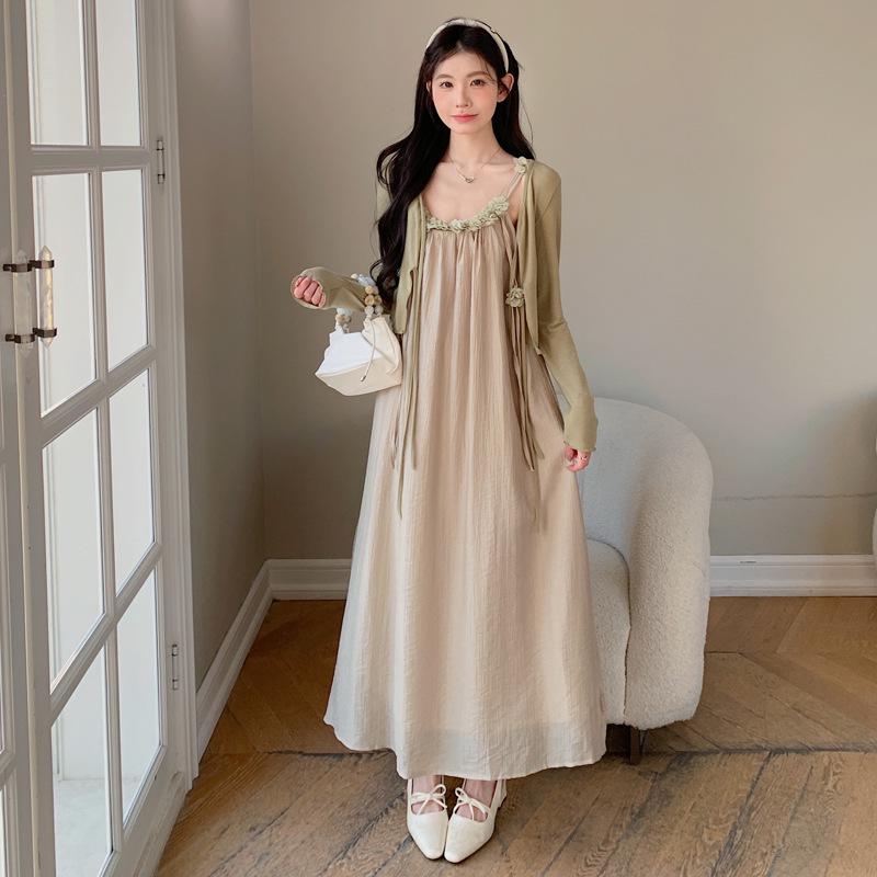 

2026 Spring/Summer Floral Fairy Spaghetti Strap Dress & Sun Protection Shirt Set - Cooling and Slimming. L
