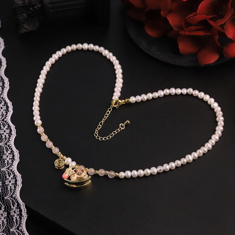 GLSEEVO Natural Freshwater Pearl Pink Rocking Horse Necklace for Women Birthday Gift Pink Crystal Beads Choker Dainty Jewelry