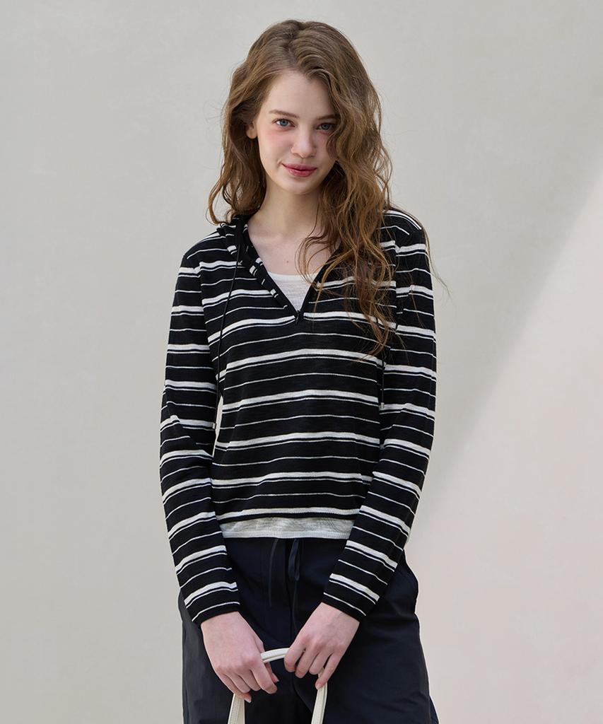 STIMMUNG INNEN FRAU (Frau) Blur Durchsichtiger Lagen-Hoodie Strick_Elfenbein