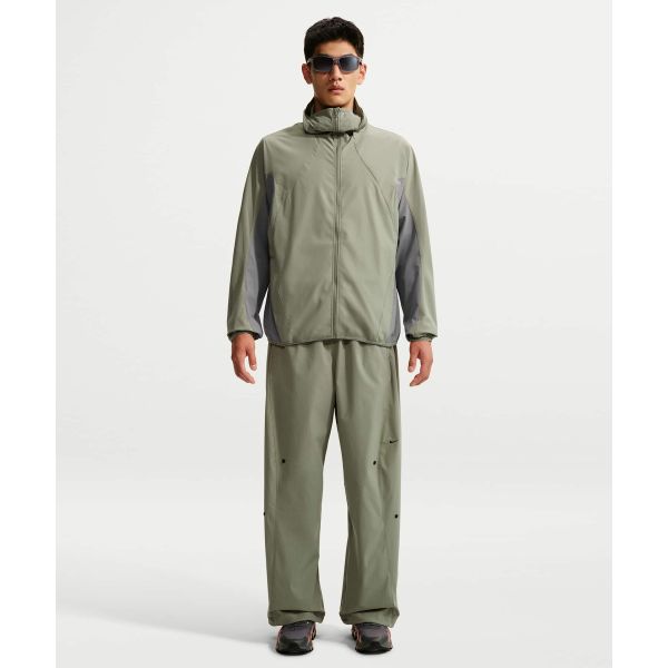 Nike Tech Helios Long Sleeve Comfortable Breathable Jacket Men jackets IF0904-320