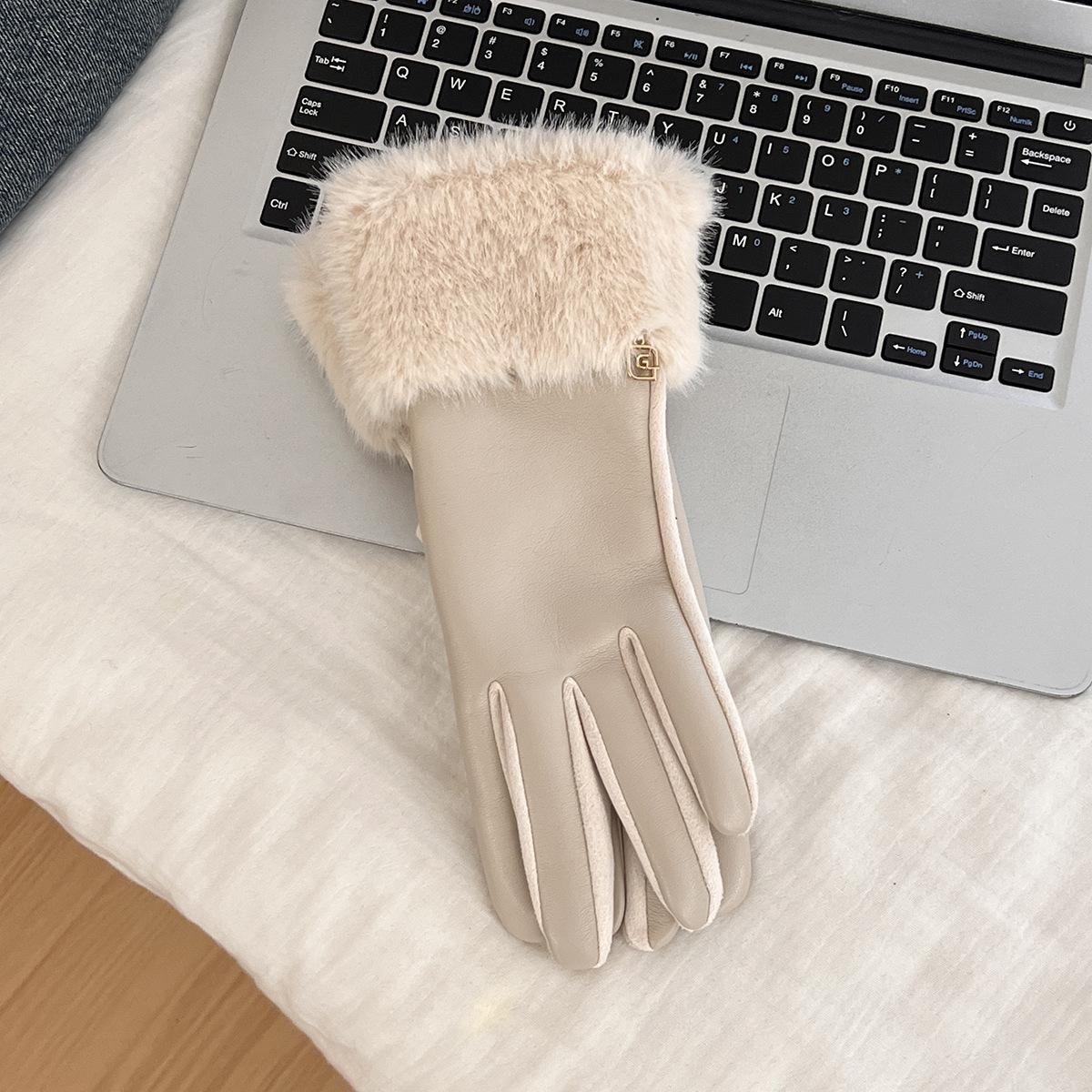 

Кожаные перчатки для женщин на зиму Универсальные Бархатные Утепленные Тепло- и холодостойкие Для езды на открытом воздухе Вождения Сенсорные Трендовые One size