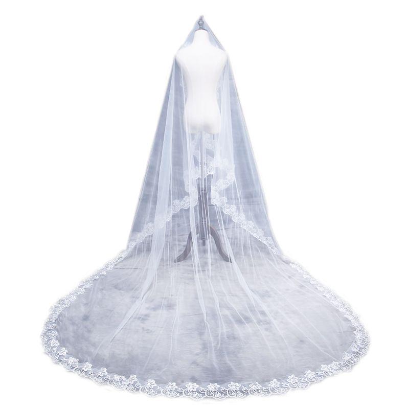 Womens Short Fingertip Length 1 Tier Lace Edge Wedding Bridal Veil Bride Tulle Hair Accessories Without Metal Comb