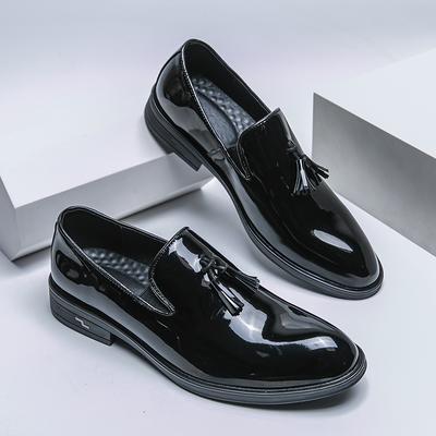 Fashion Men Formal Leather Shoes British Tassels Loafers Pointed Toe Dress Non-Slip Business Casual Black Wedding Office Shoes