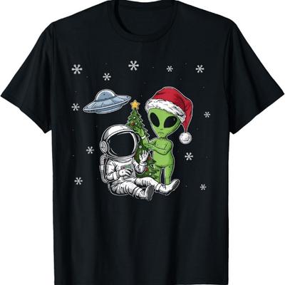 Alien Santa Astronaut UFO Christmas Funny Gifts T-Shirt