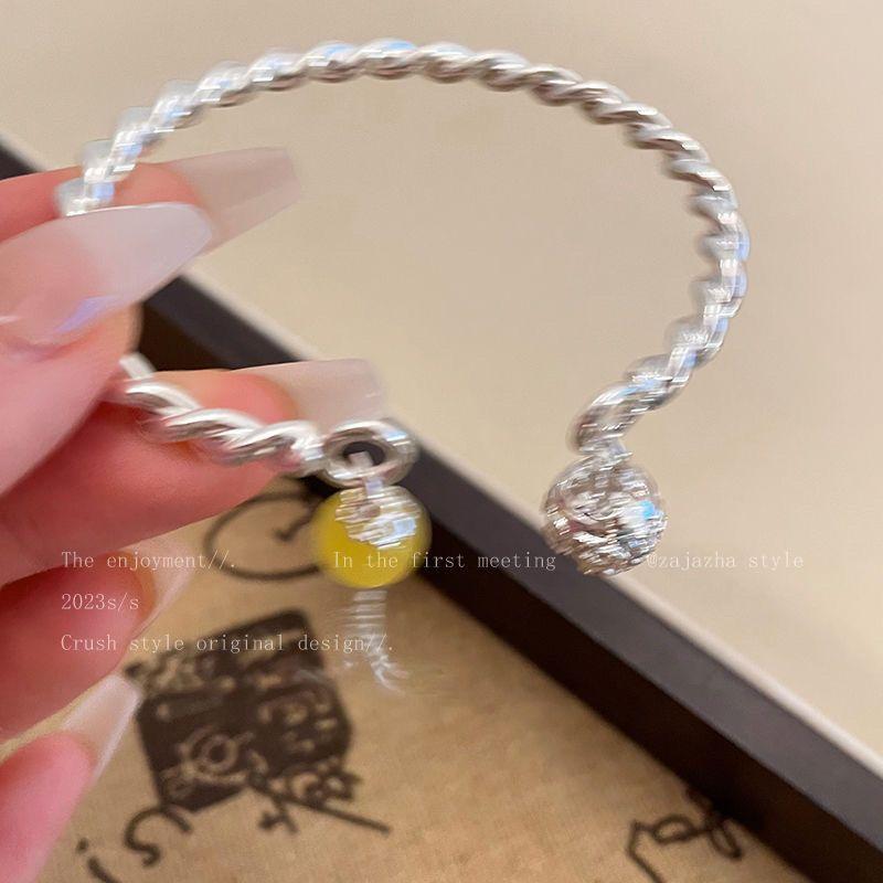 

Antique bell bracelet women s niche design bracelet high-end sense simple and versatile temperament jewelry tide