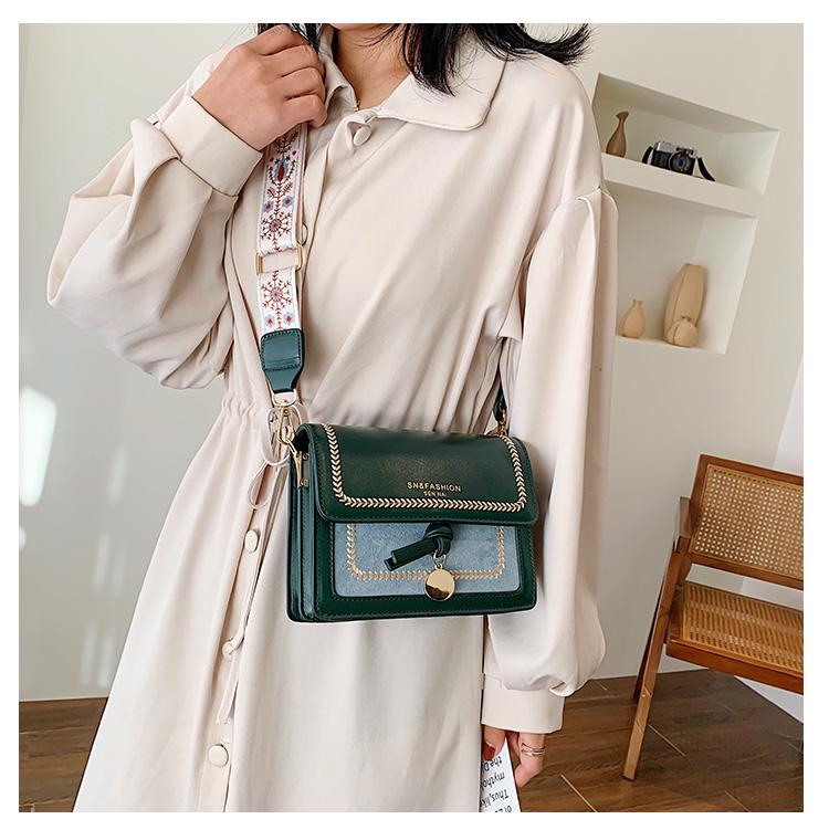 Fashion Embroidered Thread Contrast Small Square Bag 2025 New Large-capacity Shoulder Bag Versatile Simple Shoulder Strap Crossbody Bag