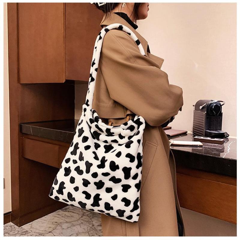 furry cow bolsa