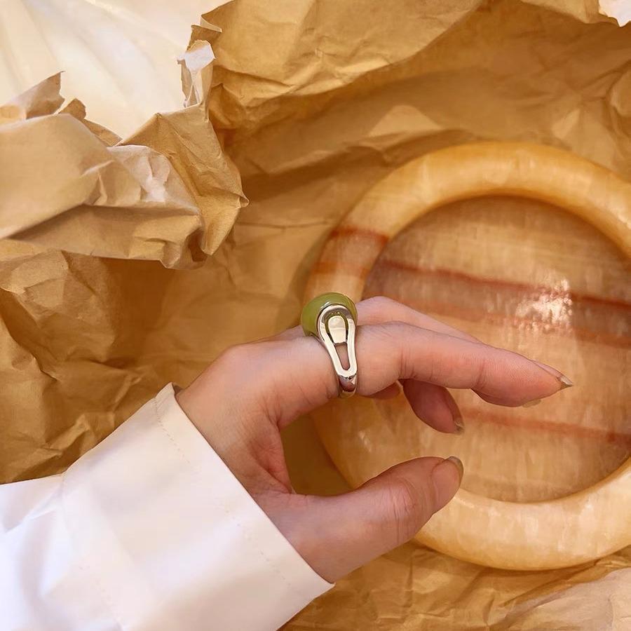 Korean Green Grape Jade Ring: White Gold-Plated Fashionable Women's Copper Ring