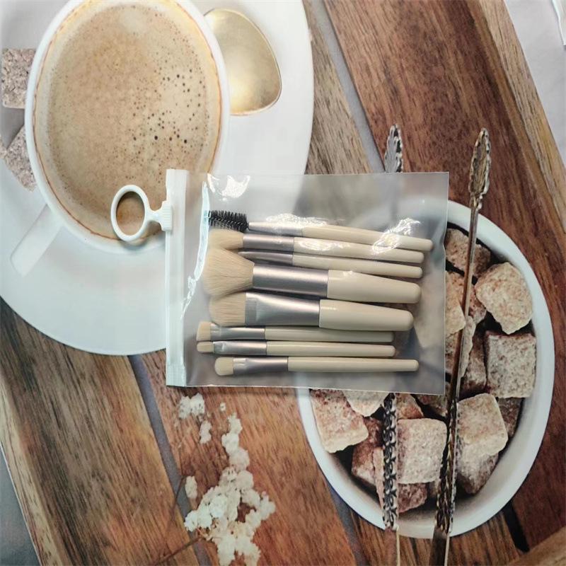 8-Piece Macaron Makeup Brush Set with Mini PU Bag for Beginners - Blush & Eyeshadow Tools