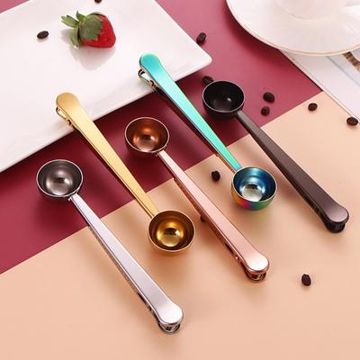 2-in-1 Kaffeelöffel aus Edelstahl, Beutelversiegler, Messlöffel mit integriertem Clip, Rostfrei, Spülmaschinenfest, Küchenutensil für Kaffee, Milchpulver