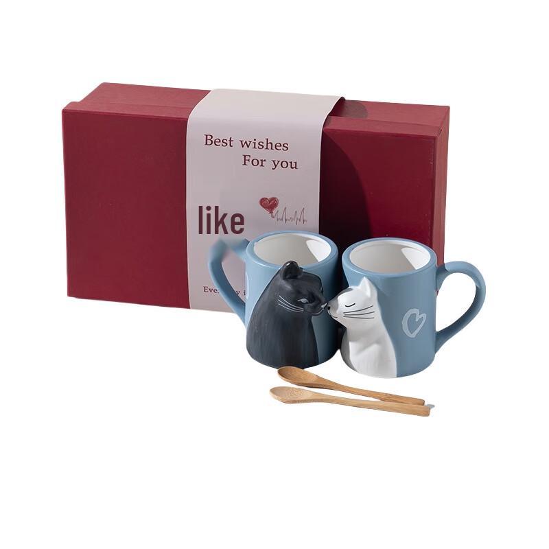 Red Ceramic Mug with Wooden Spoon Gift Set