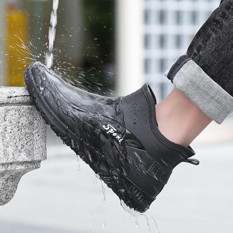 Winter velvet sports version short rain shoes men's fashion outer wear men's non-slip rubber shoes fishing men's warm water shoes