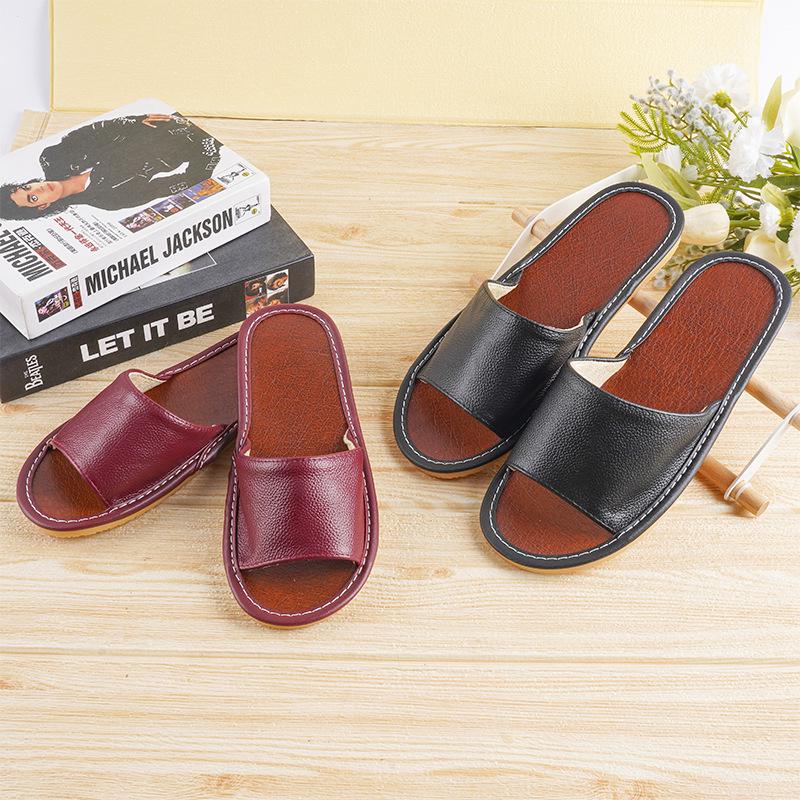 Sandales d'intérieur en cuir d'été: Pantoufles Antidérapantes, Semelle Souple, Couleur Unie pour Couples
