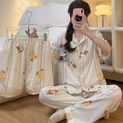 Haine pentru casă și somn – Pijamale și compleuri de dormit