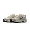 Nike Iniciátor Soft Pearl Light Orewood Brown Dark Smoke Grey Clay - IH0579-012