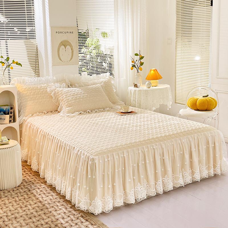 Lace Bed Skirt Thickened Quilted Coral Fleece Bedspread Mattress Protective Cover Autumn and Winter Bedding