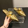 Sapatos de mulher – Sandálias
