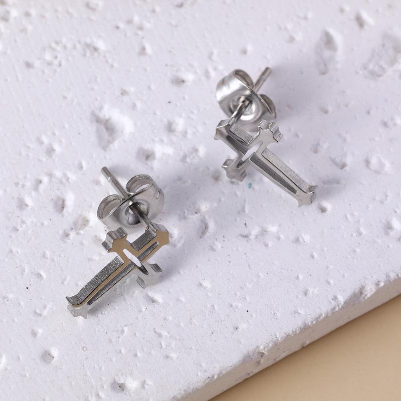 Unisex Stainless Steel Black Skull Earrings - Non-Fading Titanium Accessory
