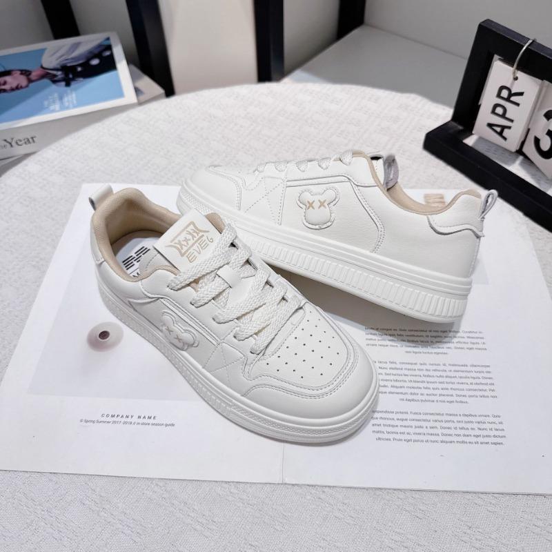 Modische vielseitige kleine weiße Schuhe Damen neue bequeme und atmungsaktive runde Zehenpartie Schnürschuhe Sport- und Freizeit-Board-Schuhe